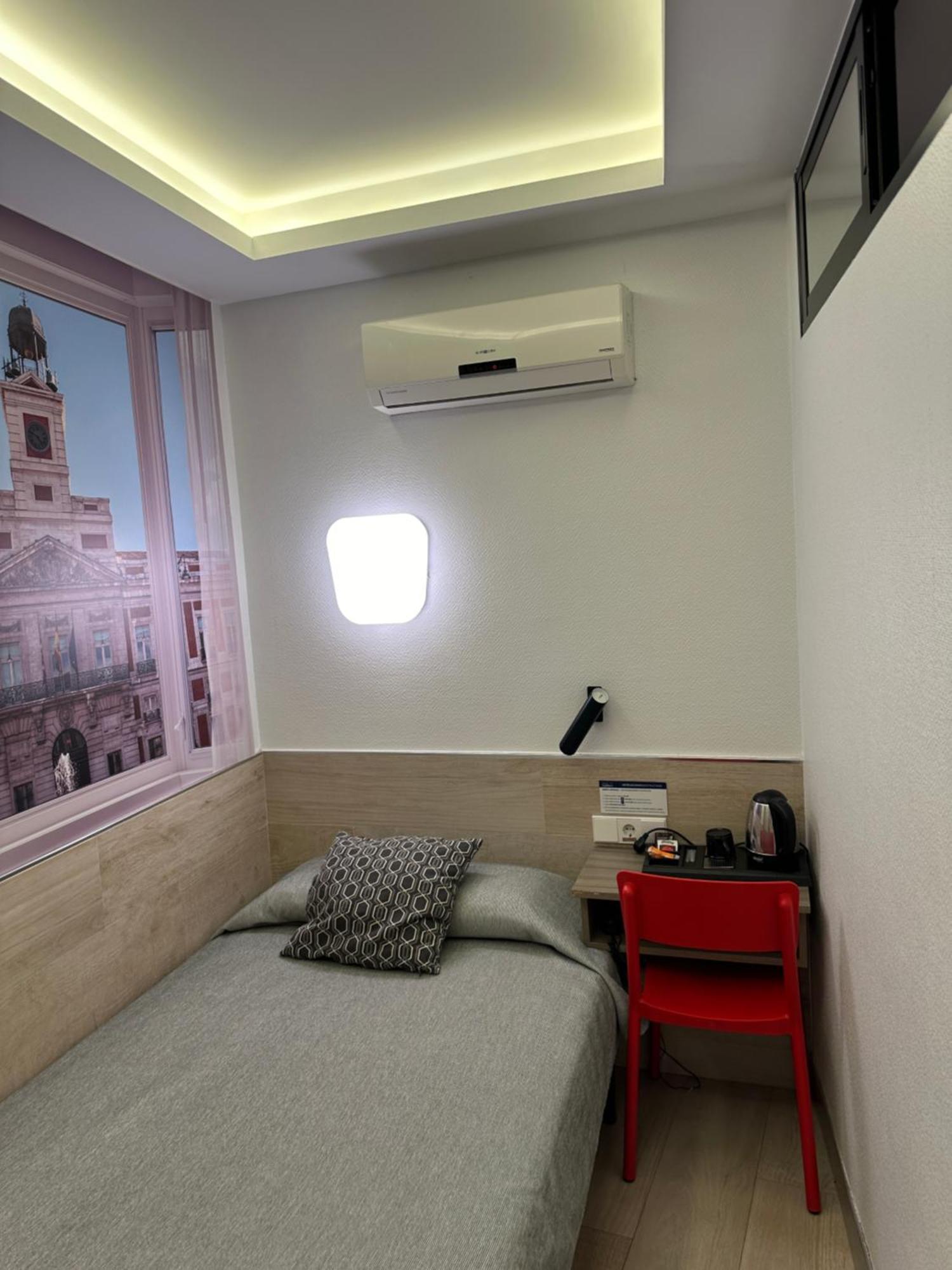 Guest house Castilla Ii Puerta Del Sol 2*